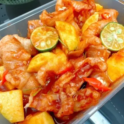 Hình ảnh Chân gà rút xương sốt sa tế