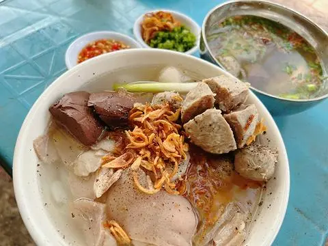 Hình ảnh Bánh canh bò viên thịt