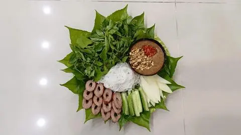 Hình ảnh Mẹt nem nướng 1 người dùng