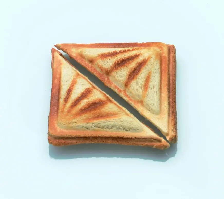 Hình ảnh Sandwich nướng nhân bơ - 2 cái