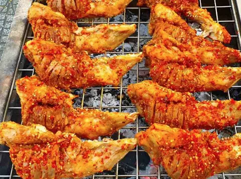 Hình ảnh Combo 1 cặp má heo