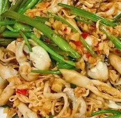 Hình ảnh Mì xào ốc móng tay
