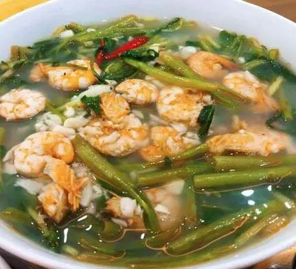 Hình ảnh Canh chua tôm rau muống