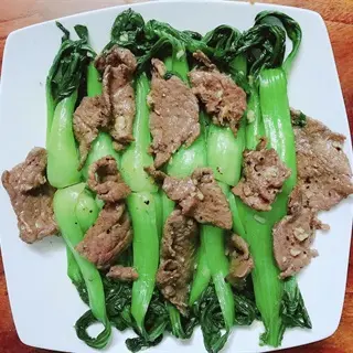 Hình ảnh Bò xào cải thìa 