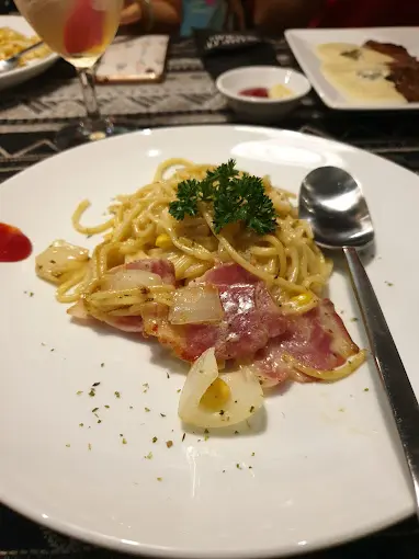 Hình ảnh Mì thịt xông khói sốt kem - Carbonara spaghetti