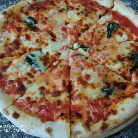 Hình ảnh Pizza margherita