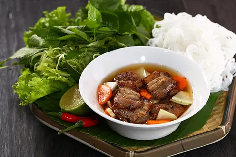 Hình ảnh Bún chả Hà Nội 3 người + 1 trà sữa