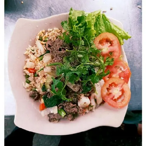Hình ảnh Cơm bò xào cải
