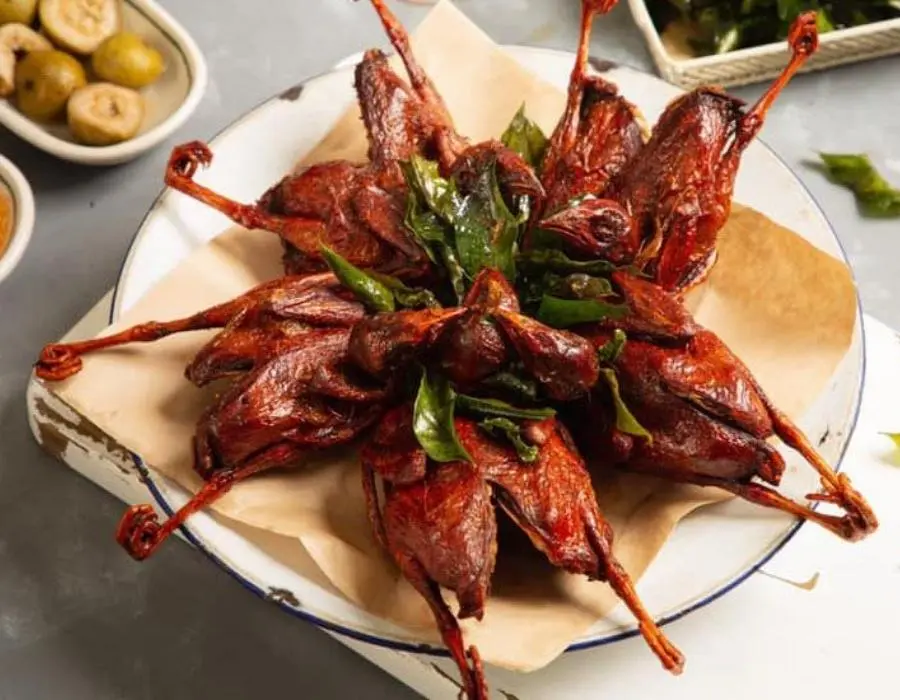 Hình ảnh Kiều nữ chân dài