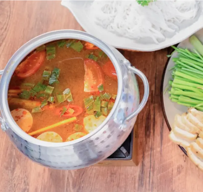 Hình ảnh Lẩu Thái Chua Cay