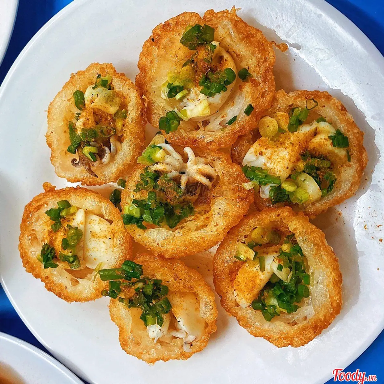 Hình ảnh Bánh khọt mực - trứng (4 mực + 3 trứng)