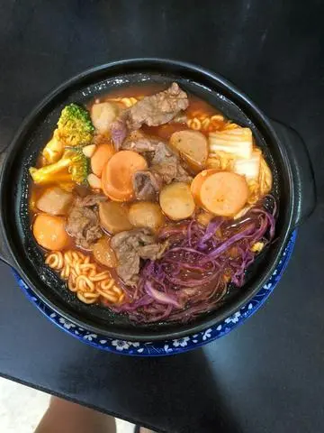 Hình ảnh Mì cay bò