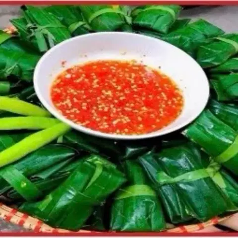 Hình ảnh Bánh bột lọc Huế (chín ăn liền) 10 bánh kèm mắm 