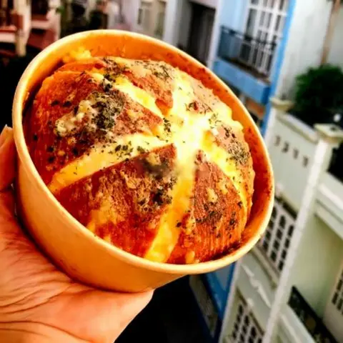 Hình ảnh Phô mai bơ tỏi