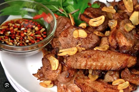 Hình ảnh Vịt cháy tỏi