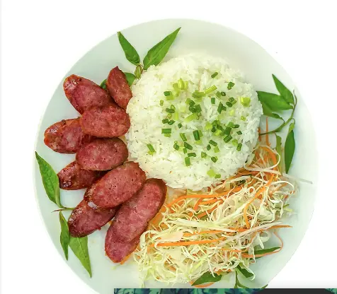 Hình ảnh Cơm tấm sườn lạp xưởng