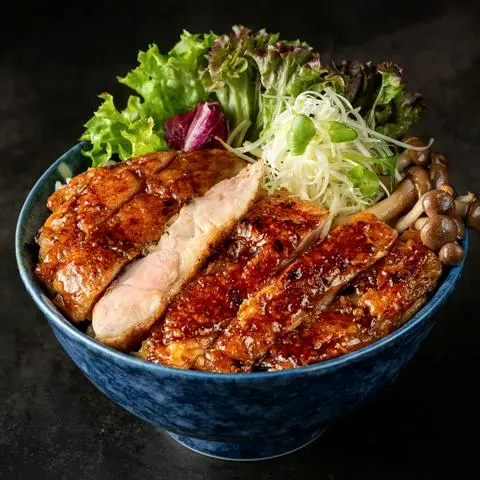 Hình ảnh Cơm gà teriyaki cay