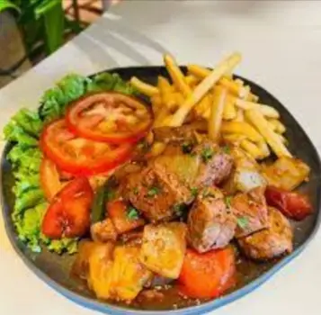 Hình ảnh Bò lúc lắc khoai tây
