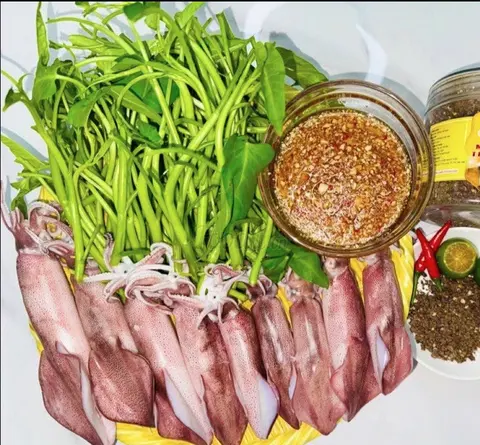 Hình ảnh Mực trứng cuốn