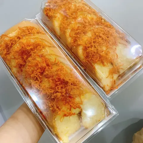 Hình ảnh Bông lan cuộn gà cay