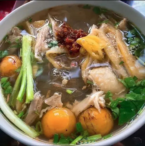 Hình ảnh Miến lòng gà trứng non