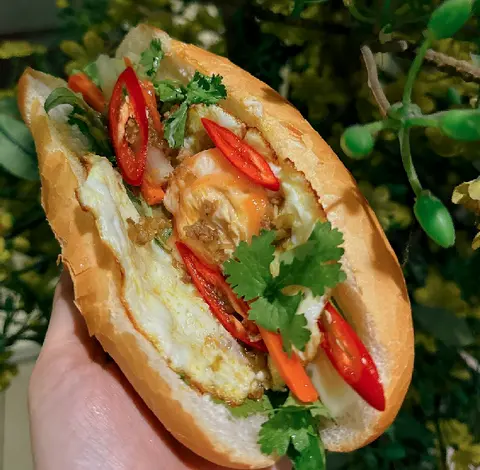 Hình ảnh Bánh mì ốp la