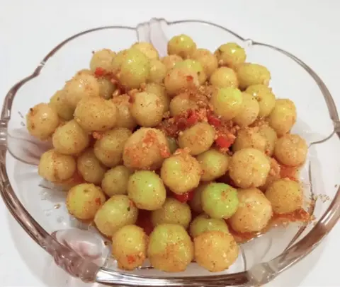 Hình ảnh Chùm ruột tươi lắc mắm đường - 250gr