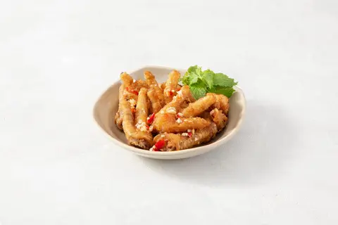 Hình ảnh Chân gà chiên mắm