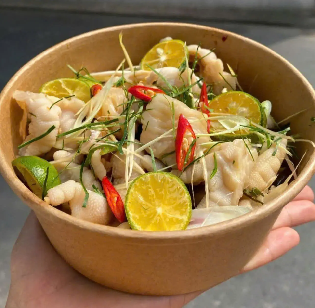 Hình ảnh Chân gà sả tắc rút xương