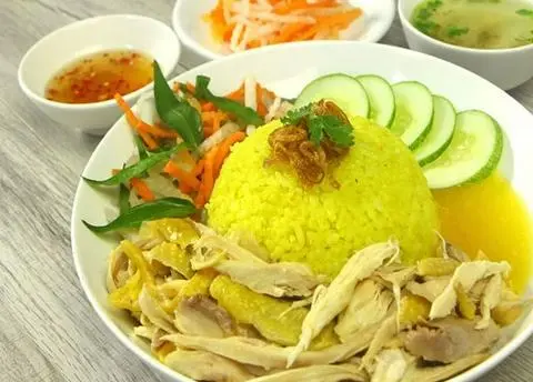Hình ảnh Cơm gà xé