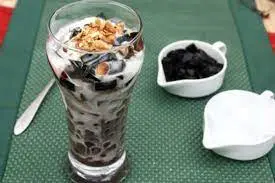 Hình ảnh Sữa tươi sương sáo đường đen