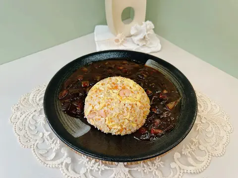 Hình ảnh Cơm chiên tôm sốt tương đen