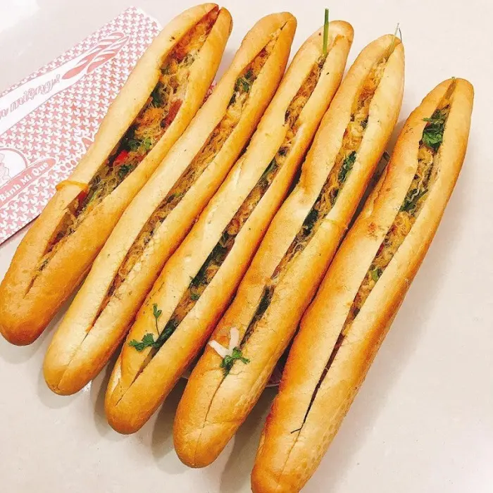 Hình ảnh Bánh mì que