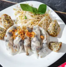 Hình ảnh Bánh ướt thập cẩm