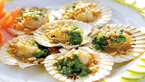 Hình ảnh Sò điệp nướng mỡ hành