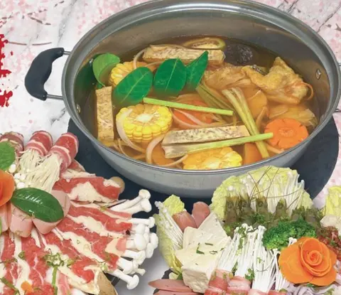 Hình ảnh Lẩu Thái bò