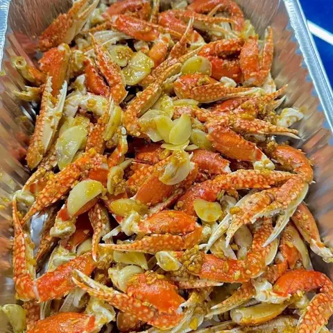 Hình ảnh Càng ghẹ xào bơ cay