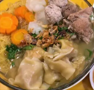 Hình ảnh Hoành thánh +xương