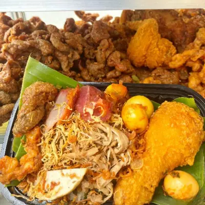 Hình ảnh Xôi gà truyền thống đặc biệt