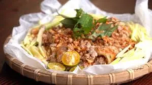 Hình ảnh Bánh tráng trộn thịt bằm