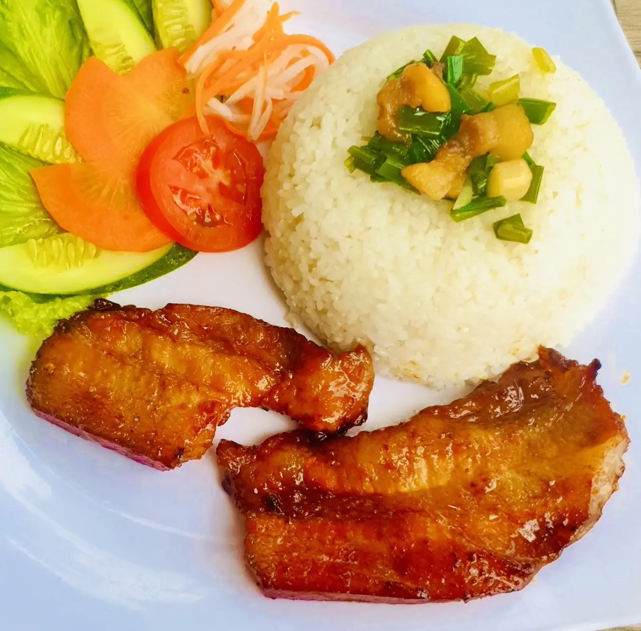 Hình ảnh Cơm tấm ba rọi nướng