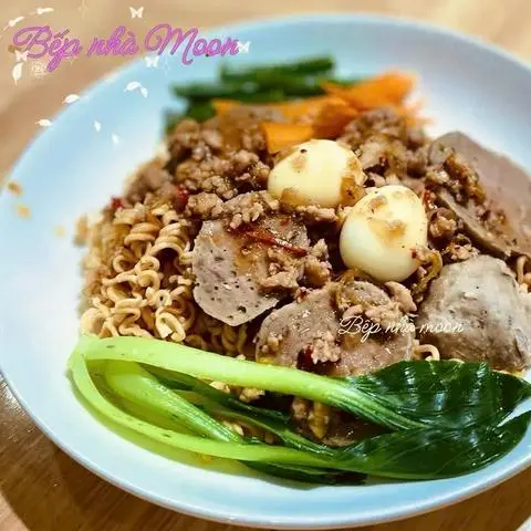 Hình ảnh Mì trộn sa tế thập cẩm