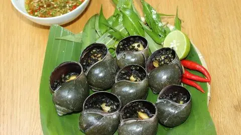 Hình ảnh Ốc bươu nướng tiêu, hấp xã ,hấp thái