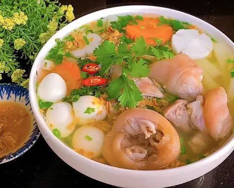 Hình ảnh Nui giò