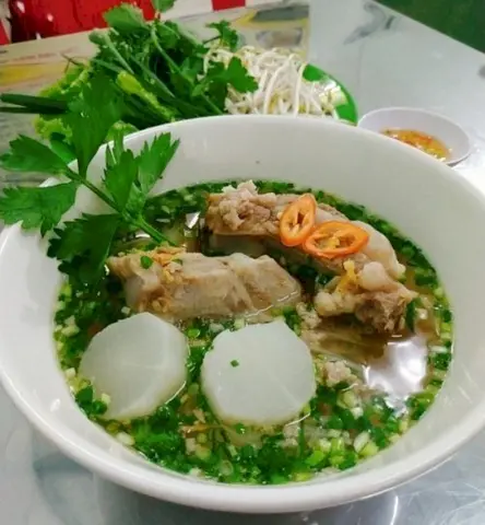 Hình ảnh Hủ tiếu mì sườn