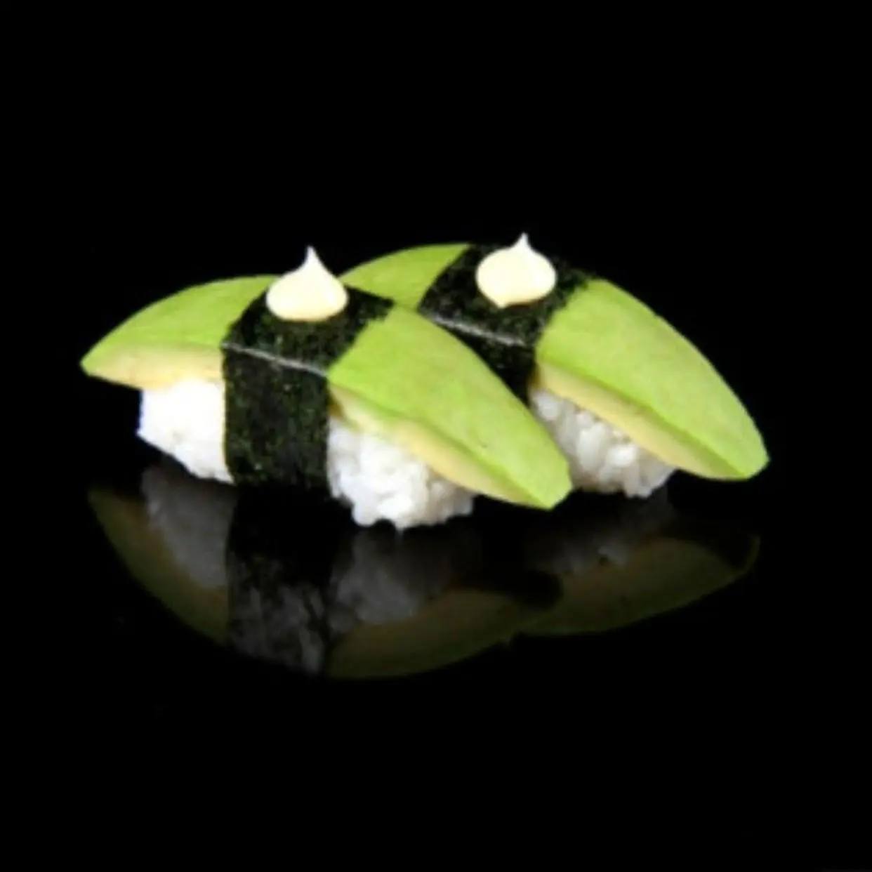 Hình ảnh ABO SUSHI _. BƠ SÁP