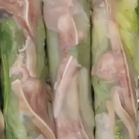 Hình ảnh Gỏi cuốn tai heo