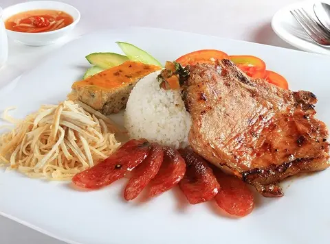 Hình ảnh Cơm Sườn Lạp Xưởng