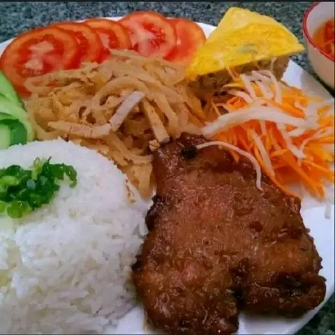 Hình ảnh Cơm tấm sườn bì