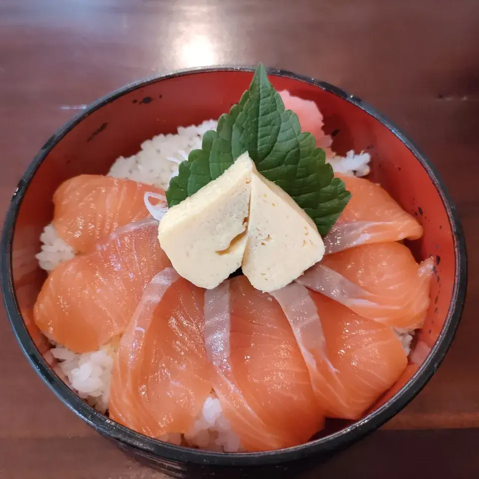 Hình ảnh SAKE DON (Cơm Cá Hồi)